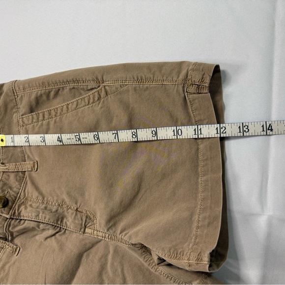 American Eagle‎ Outfitters Tan Cargo Shorts with Cuffed Legs - Picture 2 of 6
